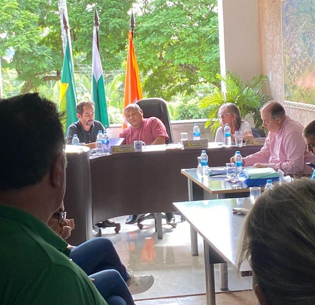 Vereadores de Barbosa Ferraz votaram projetos de lei e resoluções